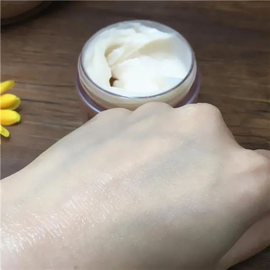 相宜本草、百雀羚、玉泽的4款超市面霜，抗皱+保湿，关键是平价 面霜 第4张