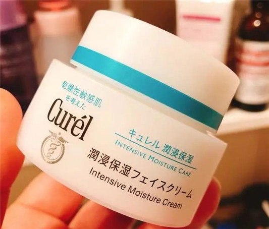 热门盘点,均价不过百的网红面霜,看看这几瓶你有没有, 面霜 第5张 热门盘点,均价不过百的网红面霜,看看这几瓶你有没有, 面霜 第5张