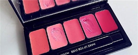 唇彩盘需用沾水用吗 唇彩 需用 沾水 用吗 第3张