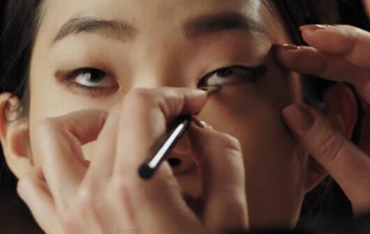 拍照怎么化妆上镜又自然，不再「照骗」化妆技巧步骤教程图片 化妆 拍照化妆技巧 拍照化妆技巧步骤教程图片 美妆 第3张