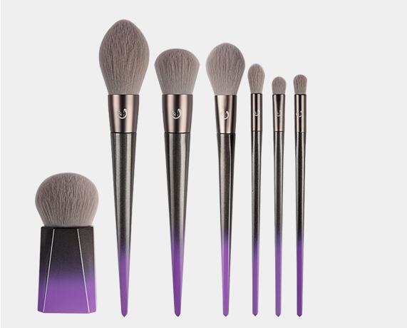 化妆刷套装什么牌子好,2018化妆刷高性价比排行榜 化妆刷 化妆刷套装 化妆刷套装什么牌子好 美妆 第3张 化妆刷套装什么牌子好,2018化妆刷高性价比排行榜 化妆刷 化妆刷套装 化妆刷套装什么牌子好 美妆 第3张