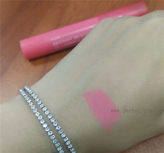 梦妆花心丝绒唇膏笔试色 梦妆 唇膏 第9张