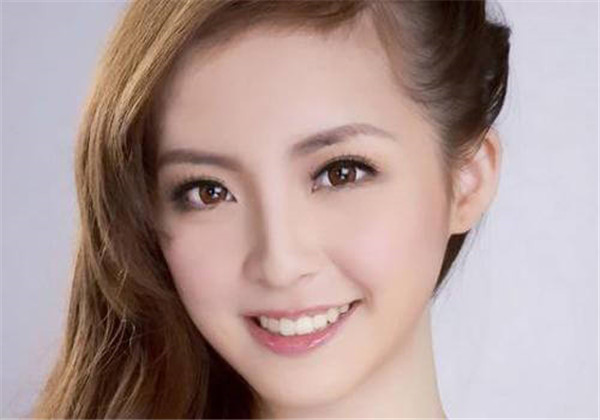 耳垂上长痘痘怎么回事 护肤 第4张