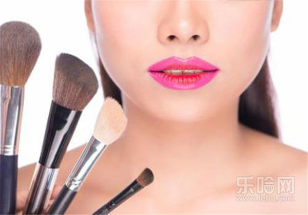 夏天出汗用什么化妆品 护肤 第3张