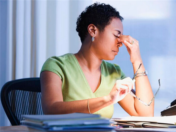 消除眼袋的最好方法 护肤 第7张