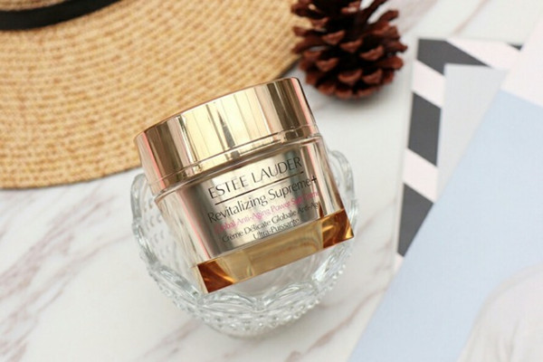 想要对抗初老雅诗兰黛万能乳液 肌肤 第1张 想要对抗初老雅诗兰黛万能乳液 肌肤 第1张