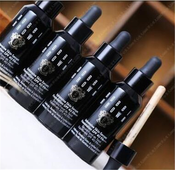 皮肤干爽状态适合什么粉底，雅诗兰黛沁水粉底液 皮肤 粉底 第2张