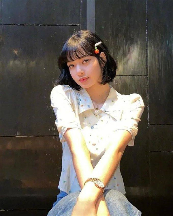 杨紫梳短发造型高级感十足，杨紫短发发型编发 杨紫 短发 第11张