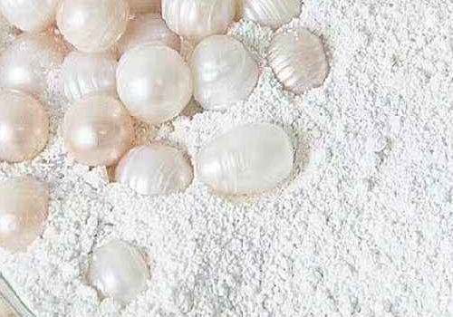 珍珠粉质地细腻，敷在眼周能改善眼袋和黑眼圈 珍珠粉 眼周 第1张