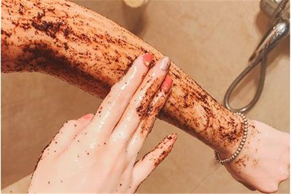 消除鸡皮肤要注意防晒,激光医美能再生真皮层细胞 鸡皮肤 防晒 第2张 消除鸡皮肤要注意防晒,激光医美能再生真皮层细胞 鸡皮肤 防晒 第2张