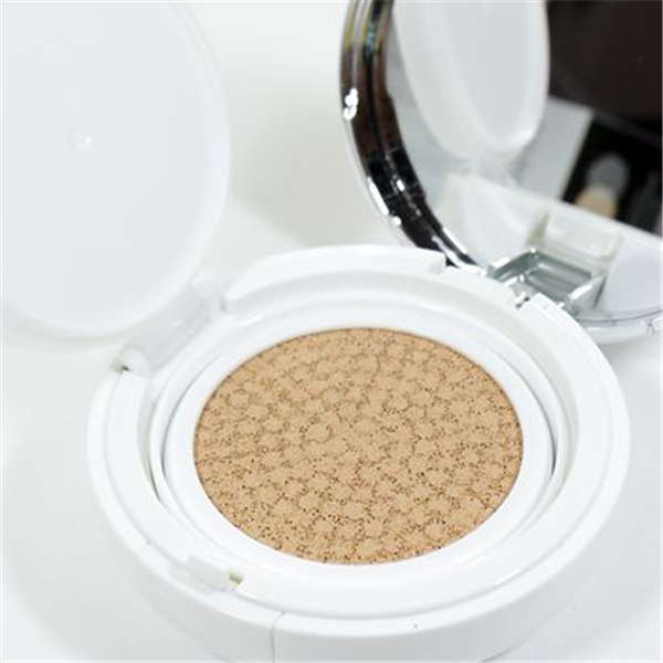 用气垫bb霜还用粉底液吗​，用完气垫bb霜后用什么