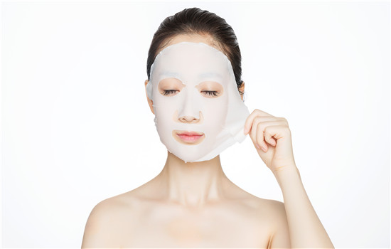 化妆前可以敷面膜吗，敷面膜最好的时间是什么时候