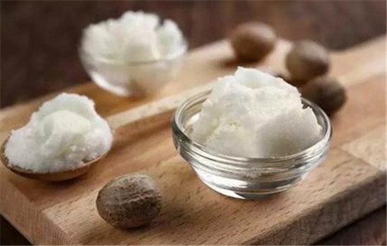 乳木果油对皮肤的功效与作用，乳木果油可以直接涂脸上吗