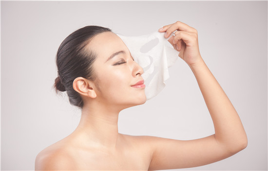 敷面膜之后要用乳液和爽肤水吗，敷面膜的最佳时间