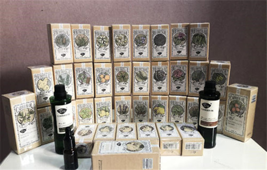 阿芙荷荷巴油可以直接用在眼周吗，眼部精油正确使用方法