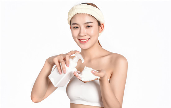 皂肌洁面成分是什么，去脸油有什么小妙招