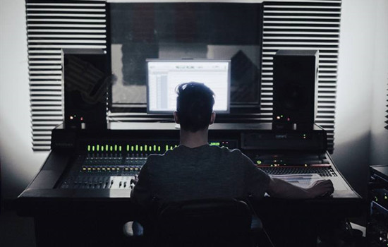 如何让脸面对电脑不油，这种方法你学会了吗