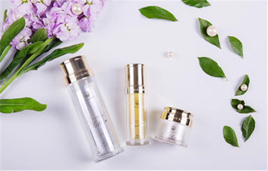 贵妇膏可以涂着睡觉吗，贵妇膏你用对了嘛