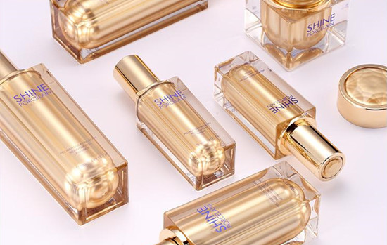 水光多肽美肌精华怎么使用，精华怎么选你知道吗