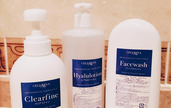 护肤乳怎么用才正确，为什么护肤一定要用乳液