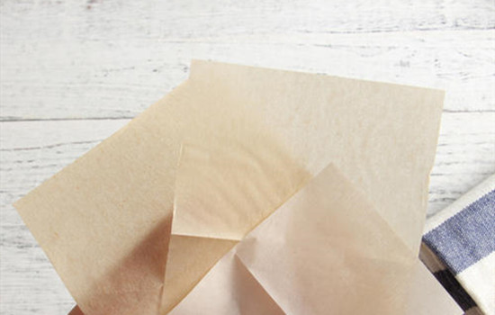 脸用吸油纸之后可以直接擦乳液吗，吸油纸的使用方法