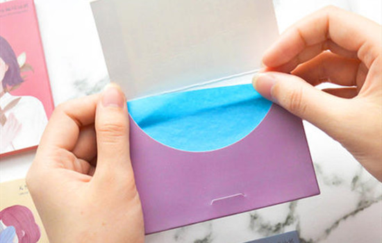 油性皮肤可以经常用吸油纸吗，吸油纸的副作用有哪些