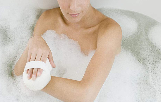 止汗露晚上洗完澡可以用，除臭剂和它的区别竟然这么大