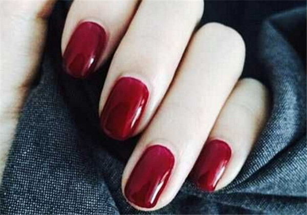 甲油胶没有烤灯怎么办，​甲油胶能强行剥掉吗