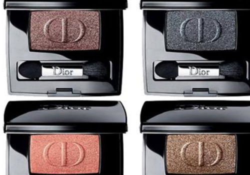 迪奥眉粉怎么使用方法，​眉膏好用还是眉粉好用