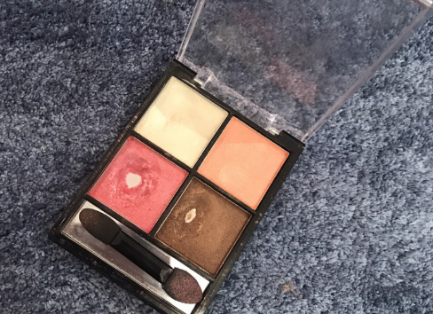 名创优品四色眼影有哪些颜色​，名创优品四色眼影画法