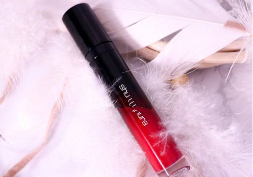 植村秀唇釉RD05是什么颜色​，植村秀唇釉RD05试色