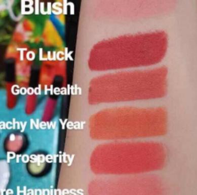 mac蜜桃系列口红哪个色好看，mac蜜桃系列口红怎么样