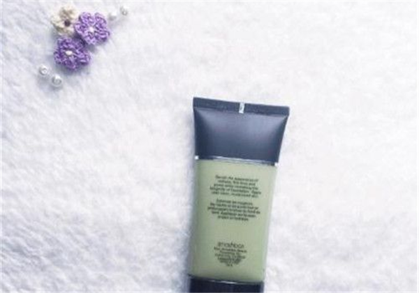 smashbox妆前乳怎么样，smashbox妆前乳怎么用