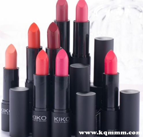 口红开封了一年但是没经常用，口红一年用不完怎么办