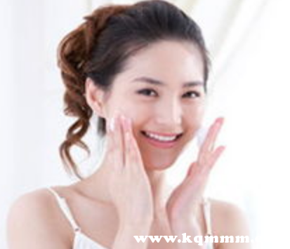 bb霜跟粉底液的区别，粉底液和bb霜一样吗