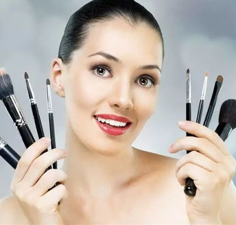 擦bb霜之前要擦什么，涂bb霜之前的步骤