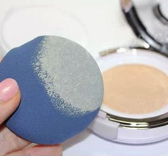 bb霜和粉底液哪个更好，BB霜和粉底液哪个更持久