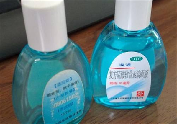 眼药水可以两个人用吗，​眼药水不敢滴怎么办