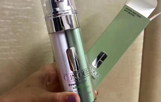 倩碧祛斑精华双管怎么使用，双管精华效果加倍