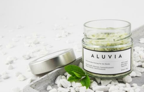 护肤品还剩多久算临期，看是否开封来判断保质期