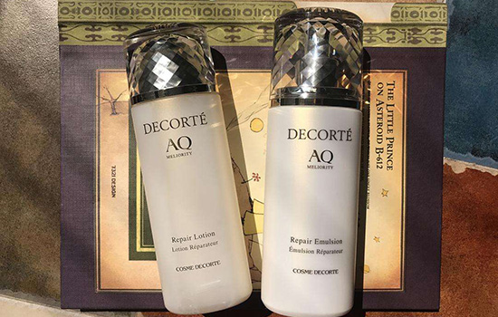 化妆水和水乳中的水是一样的吗，爽肤水和乳液的区别