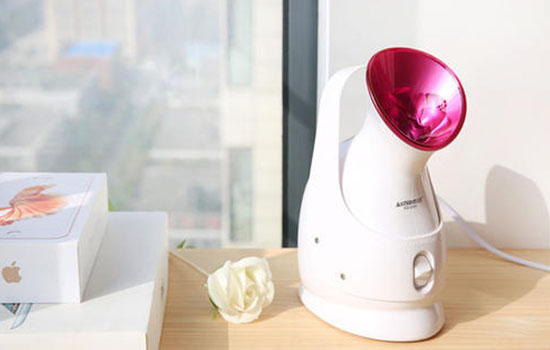 蒸脸器有什么作用，不看还真不知道有这么多功效