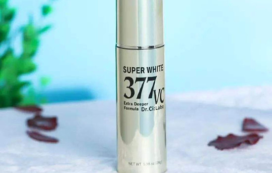 377美白精华怎么用，附带按摩吸收技巧