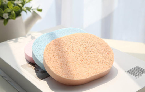 洗脸扑可以当卸妆棉用吗，洗脸扑怎么用来卸妆