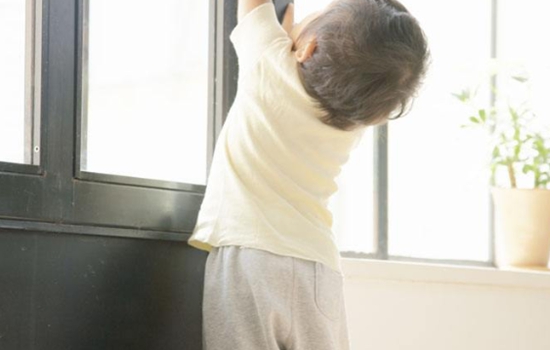 澳洲木瓜膏抹红屁股多长时间抹一次，根据情况适当的使用