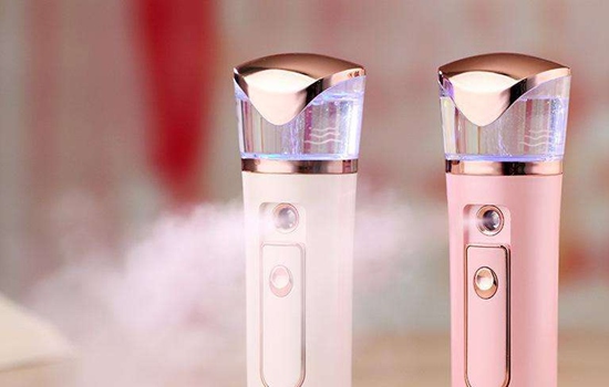 喷雾补水仪剩下的水就放在里面吗，这些误区你是否存在