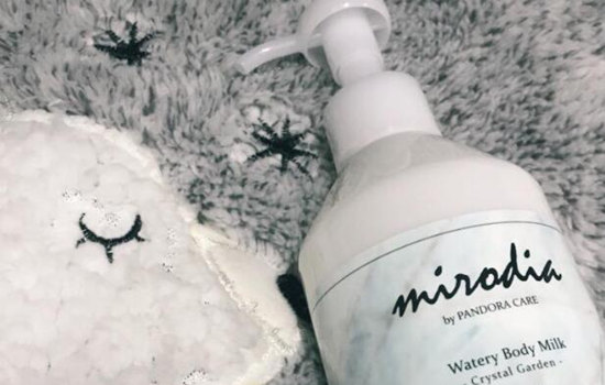 身体乳是擦干身体用还是直接用，半干半湿擦最容易锁住水分