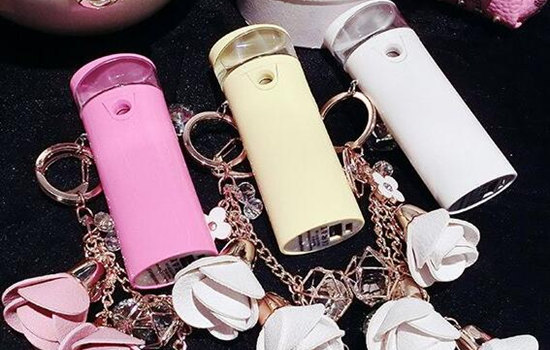 纳米喷雾补水仪先加水还是先充电，有水没水都可以充电