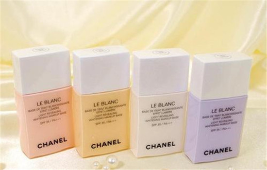 冬天卡粉严重怎么办，冬天不卡粉小窍门