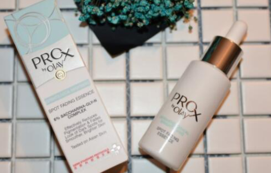 淡斑小白瓶白天能用吗